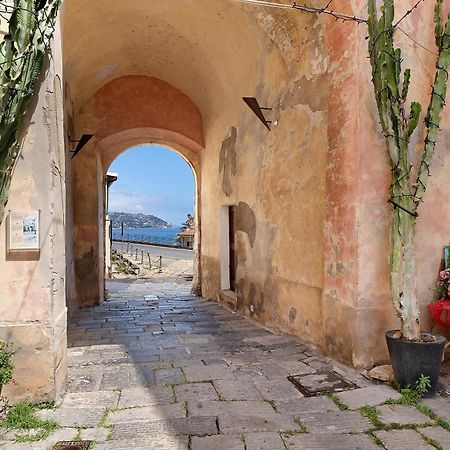 Casa Elena Appartement Bordighera Buitenkant foto